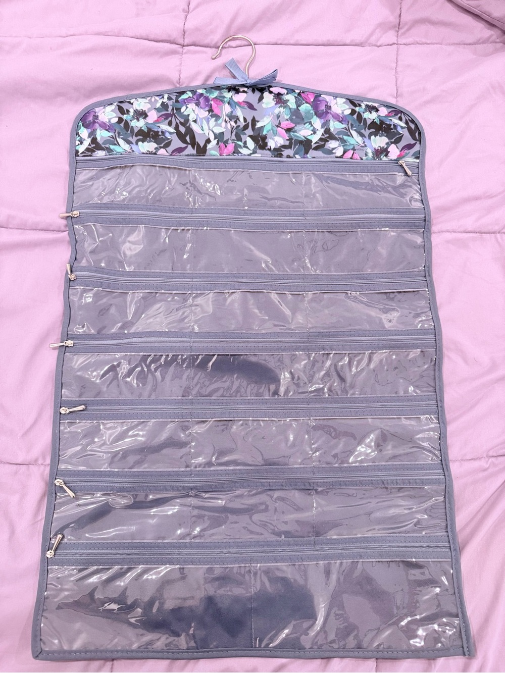Hanging Jewelry Organizer with Floral Accent - Blue
